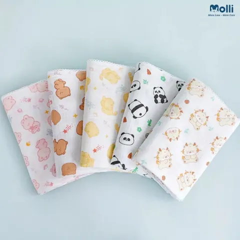 Khăn Xô Muslin Đa Năng Molli 2 Lớp Kích Thước 100x100cm hoạ tiết dễ thương cho bé