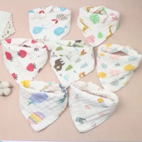 Set 5 Yếm kiluta cho bé
