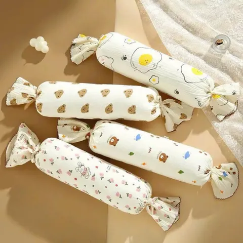 Gối Chặn Tay Cho Bé Sơ Sinh – Gối Ôm Cotton Mềm Mại Chống Giật Mình, Thoáng Khí, Nhiều Họa Tiết Dễ Thương