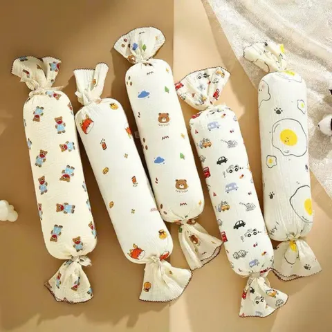 Gối Chặn Tay Cho Bé Sơ Sinh – Gối Ôm Cotton Mềm Mại Chống Giật Mình, Thoáng Khí, Nhiều Họa Tiết Dễ Thương
