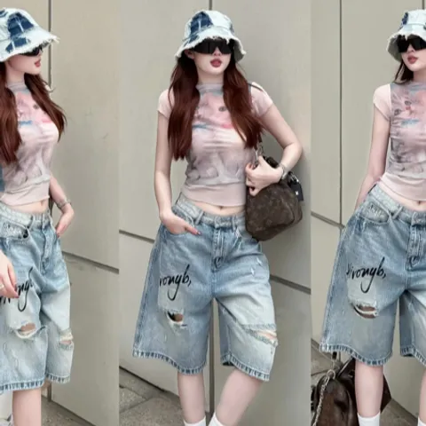 Quần Jean đùi - Quần Ngố ngắn nữ chất Jean / Denim wash rách dài 64cm thêu chữ cực bụi, chất chơi phong cách hàn quốc