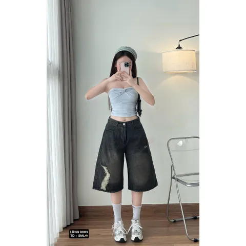 Quần jean đùi - Quần jean ngố lửng màu đen wash loang khói điểm nhấn rách xé dọc 2 mặt cá tính. siêu bụi - 9063