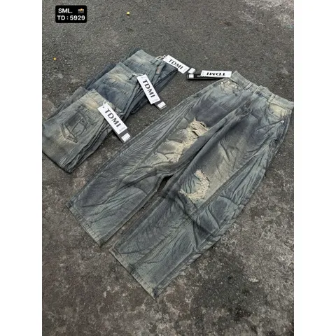 Quần jean dài - Quần denim form suông dài 103cm wash khói rách kiểu vân nhăn line cong phong cách đường phố, cá tính