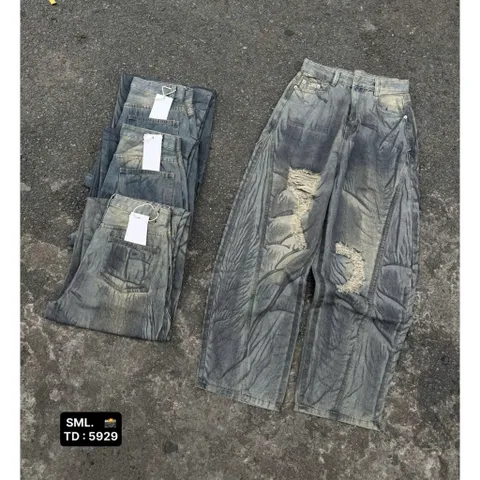 Quần jean dài - Quần denim form suông dài 103cm wash khói rách kiểu vân nhăn line cong phong cách đường phố, cá tính
