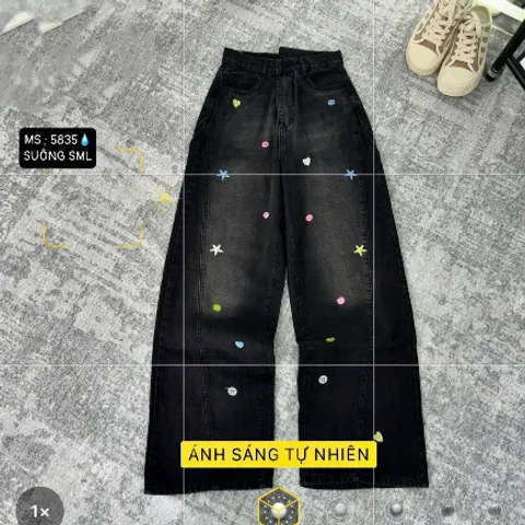 Quần jean dài - Quần jean/denim ống suông dài 103cm màu đen cá tính phối wash khói thêu họa tiết ngôi sao nổi bật JMD23