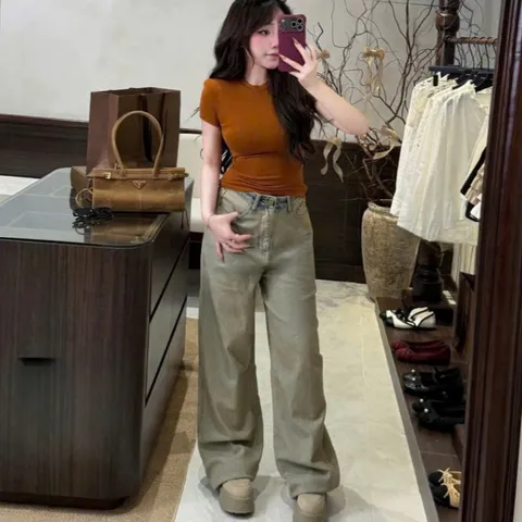 Quần jean dài - Quần jean / denim ống rộng màu bụi rêu phối cap denim đậm + outfit phong cách retro, hàn quốc, năng động