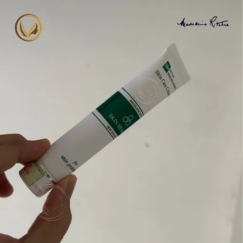 Kem mật ong manuka 16+ Madeleine Ritchie Skin Health 16+ Active Manuka Honey 80ml