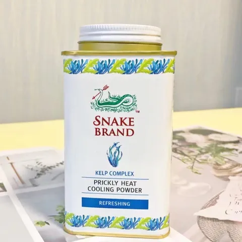 Phấn Lạnh Thái Lan Khử Mùi, Giảm Mồ Hôi Snake Brand Prickly Heat 140gr