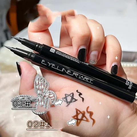 Bút kẻ mắt nước siêu mảnh Hanru Delicate Smooth Eyeliner 0.5g