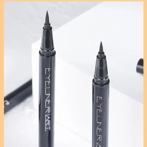 Bút kẻ mắt nước siêu mảnh Hanru Delicate Smooth Eyeliner 0.5g