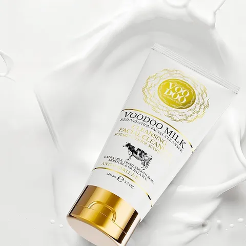 Sữa rửa mặt trắng da tẩy trang 2in1 VooDoo Premium Milk Cleansing Makeup Removers Thái Lan 100ml