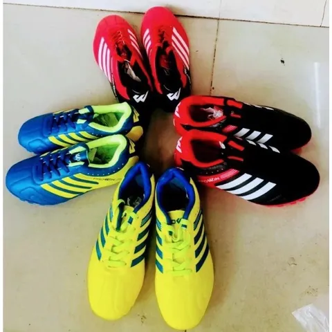 [ Thanh lý] Giày đá bóng, dáng thể thao trẻ em - size 33 màu đỏ