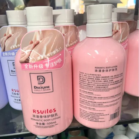 sữa dưỡng thể trắng da dưỡng ẩm Designer Rsuiles Body Lotion Thái Lan 500ml