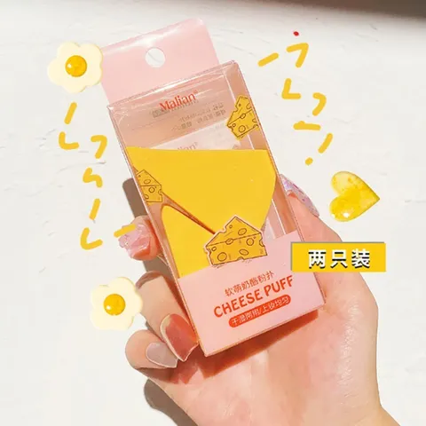 Bông phấn trang điểm hình tam giác