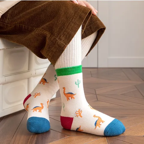 [Sịn dày ấm] Sét 5 đôi vớ Cotton co giãn họa tiết Khủng Long thời trang cho Bé Trai Và Gái