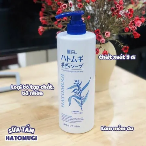 Sữa tắm ý dĩ Hatomugi 800ml