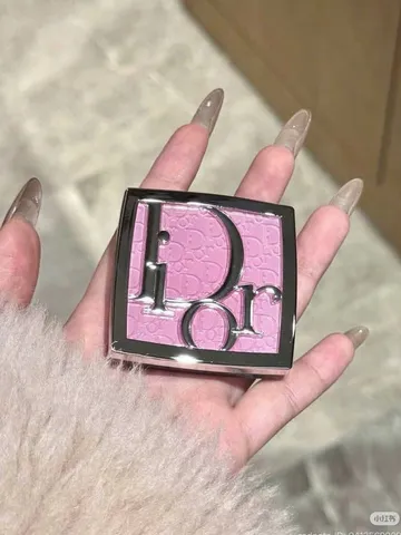 🌸 Phấn má hồng Dior Backstage Rosy Glow 001 Pink chính hãng, lên màu tự nhiên