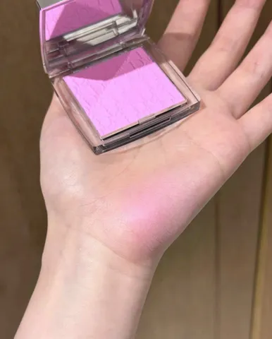 🌸 Phấn má hồng Dior Backstage Rosy Glow 001 Pink chính hãng, lên màu tự nhiên