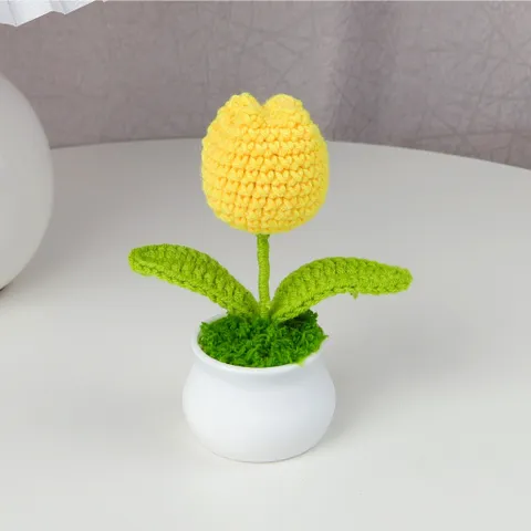 Chậu hoa tulip len dùng trang trí bàn làm việc, làm quà tặng 815984