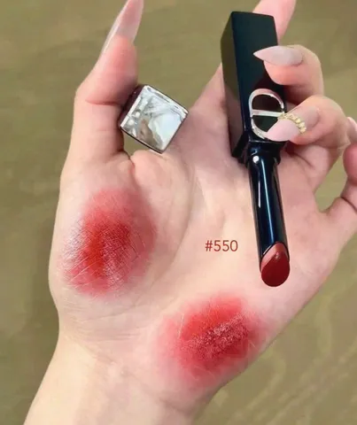 💄 Son Dior Rouge Dior On Stage 550 Chính Hãng – Son Thỏi Bóng Cao Cấp 2.2g