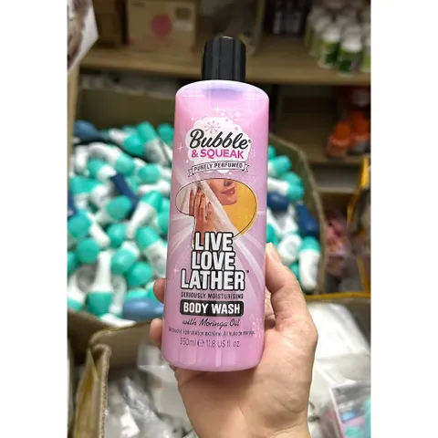 ( AUTH ) sữa tắm Bubble & Squeak Live Love Lather Seriously Moisturising Body Wash