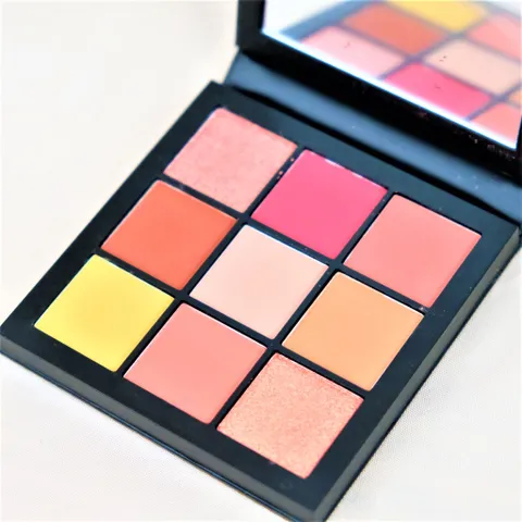 [XẢ KHO CODE SẢN XUẤT 2018] Bảng Phấn Mắt 9 Ô HUDA BEAUTY Coral Obsessions Palette - chính hãng