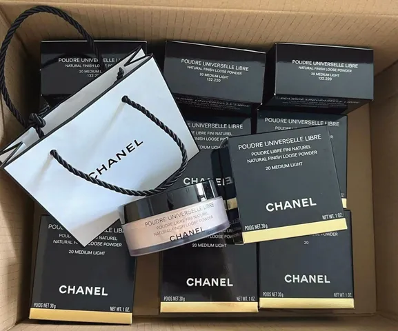 ✨ Phấn phủ Chanel Poudre Universelle Libre 20 kiềm dầu mịn da - Giao nhanh siêu tốc