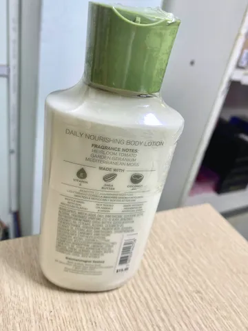 ✨ Dưỡng thể Bath & Body Works Off the Vine dưỡng ẩm da toàn thân 236ml chính hãng