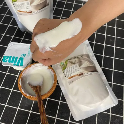 Bột Cám Gạo Làng Xanh Nguyên Chất Cám Gạo Sữa Mịn Dễ Pha Túi 500g Không Chất Bảo Quản Tự Nhiên