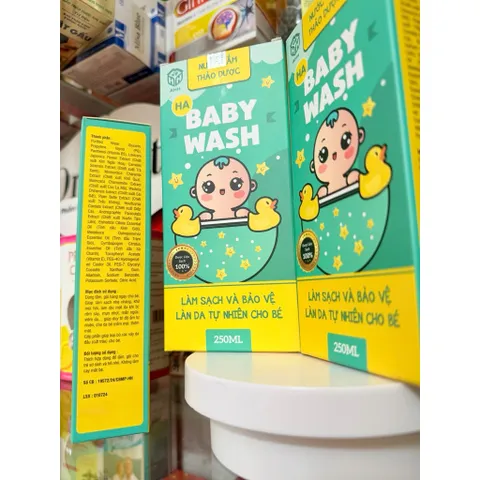 NƯỚC TẮM THẢO DƯỢC BABY WASH HA Giúp da bé mềm mại, giữ độ ẩm tự nhiên. Chống rôm sảy, mẩn ngứa, viêm da mụn nhọt
