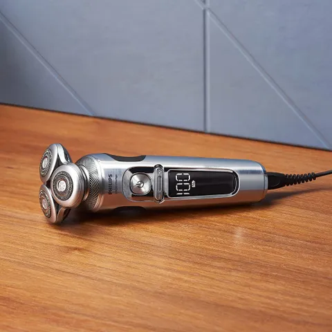 Máy Cạo Râu Cao Cấp Philips Series 9000 Prestige SP9820/87, Wet And Dry, Chính Hãng
