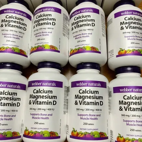 Viên uống Webber Naturals Calcium Magnesium & Vitamin D |250 viên| Hỗ trợ cơ bắp - Bảo vệ/nuôi dưỡng hệ xương & Phòng ngừa loãng xương 818127