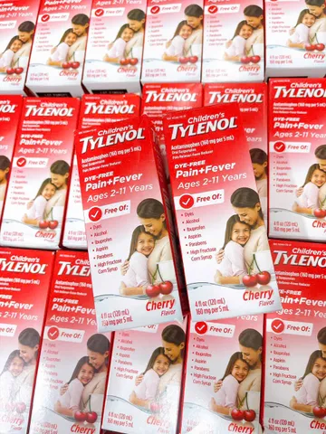 Siro  giảm đau hạ sốt Tylenol dành cho trẻ em vị anh đào, không chứan aspirin, phù hợp cho trẻ từ 2-11 tuổi, đóng gói 4.8 fl oz (140 ml).