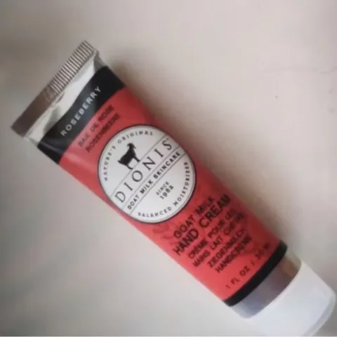 Kem chống lão hóa da tay DIONIS GOAT MILK SKINCARE dưỡng ẩm, cải thiện sự không đều màu cho da 28g của Mỹ 818265