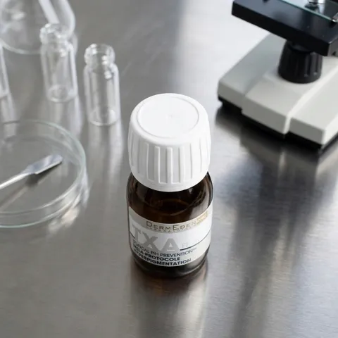Tinh chất peel loại bỏ sắc tố sau viêm DermEden Mela-Protocole Hyperpigmentation TXA NIA 5.2.8