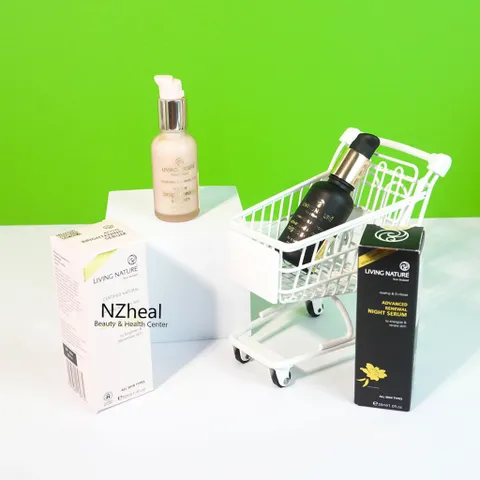 [Hỏa tốc] Bộ Đôi Serum Dưỡng Sáng Da Living Nature Active Brightening Serum và Renewal Night Serum (ngày & đêm) - NZHEAL