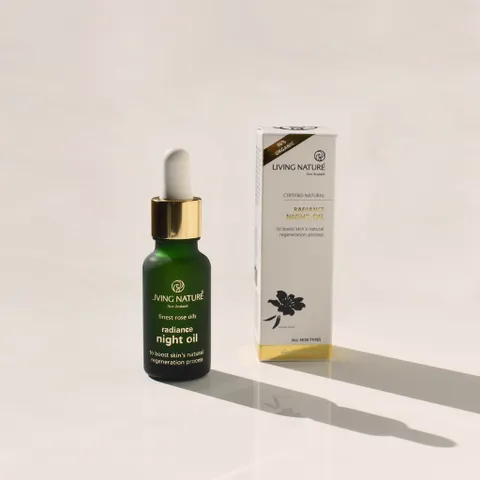 [Hỏa tốc] Tinh chất dưỡng sáng da, giảm thâm sạm Living Nature Radiance Night Oil 18ml