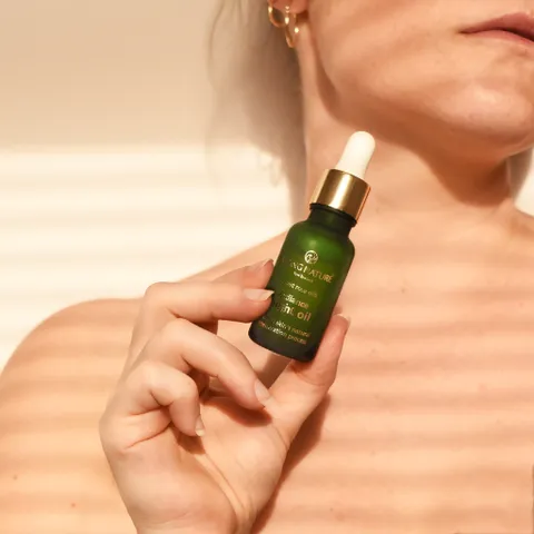 [Hỏa tốc] Tinh chất dưỡng sáng da, giảm thâm sạm Living Nature Radiance Night Oil 18ml