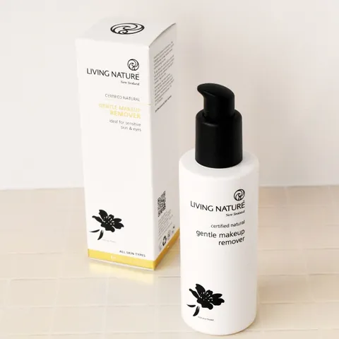 [Hỏa tốc] Nước tẩy trang Living Nature Gentle Makeup Remover