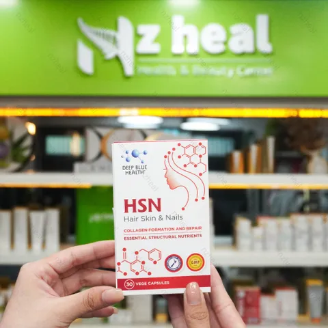Bộ đôi giảm mụn, mờ thâm: Viên uống HSN Deep Blue Health và Kem mật ong Manuka Skin Health 18+ Madeleine Ritchie