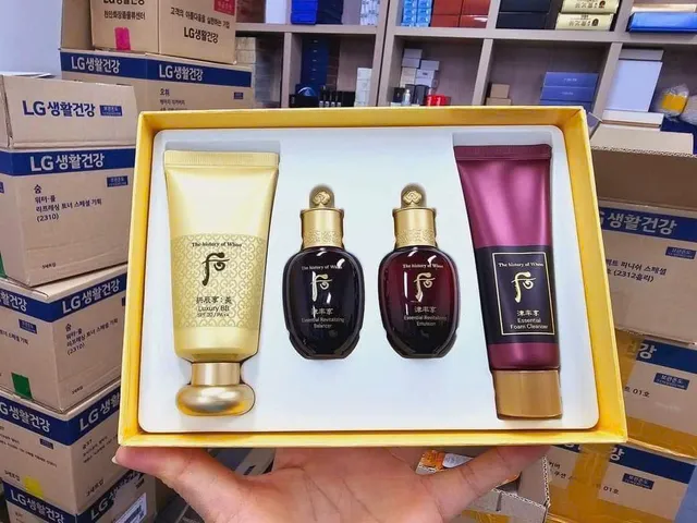 Set Kem BB Whoo Gongjinhyang Mi Luxury SPF20/PA++ - Kem Trang Điểm 5 Trong 1, Dưỡng Da & Chống Nắng, Giúp Da Mịn Màng, Tự Nhiên 819124