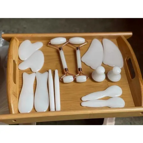 Bộ ngọc cạo gió 14 món massage cao cấp kèm khay đựng. Ngọc thạch mátxa mặt chuẩn hàng đẹp 819241