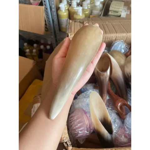 Dụng cụ day ấn huyệt sừng ống tròn LƯỢC TÂM massage cạo gió nguyên khối giúp giãn gân cốt toàn thân 819259