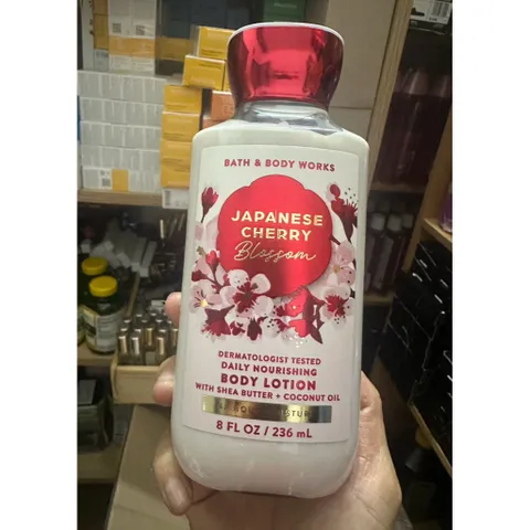 NỘI ĐỊA MỸ Sữa dưỡng thể Japanese Cherry Blossom - Bath & Body Works 236ml nội địa Mỹ mẫu mới