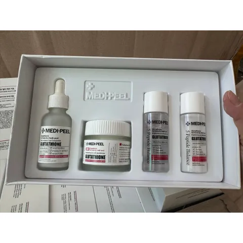 Bộ 4 sản phẩm Dưỡng Trắng Cấp Ẩm Phục Hồi Da Medi-Peel Glutathione 600