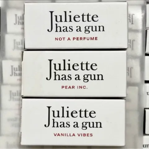 Vial 1.7ml Nước Hoa JULIETTE EDP 819588