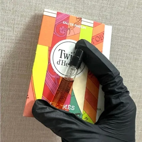 2ml vial nước hoa nữ TWILLY edp 819609