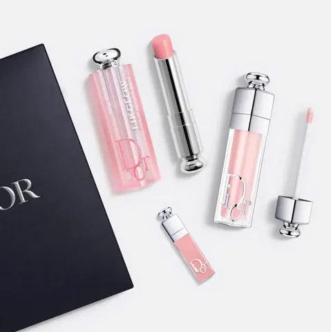Set Son Dưỡng D Addict Natural Glow Lip Essentials 3 Món - Dưỡng ẩm và Tô Màu Môi Đẹp Tự Nhiên, Sang Trọng, Đẳng Cấp