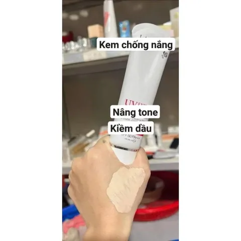 Kem Chống Nắng Trang Điểm Lan BB Complete Chống Nắng SPF50 PA+++ dung tích 50ml 820666