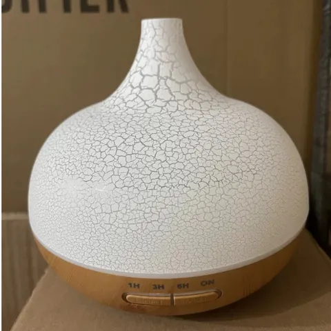 Máy Xông Tinh Dầu Vdecor Siêu Âm Vân Rạn Cao Cấp 550ML - Điều Khiển Từ Xa - Hàng chuẩn spa